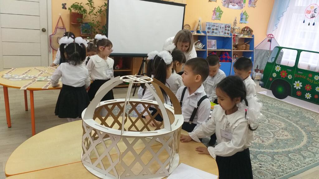 Тәрбиелеу-білім беру үрдесінде этнопедагогика инновациялық технологиялармен ұштастырып баланың танымдық қабілеттерін арттыру